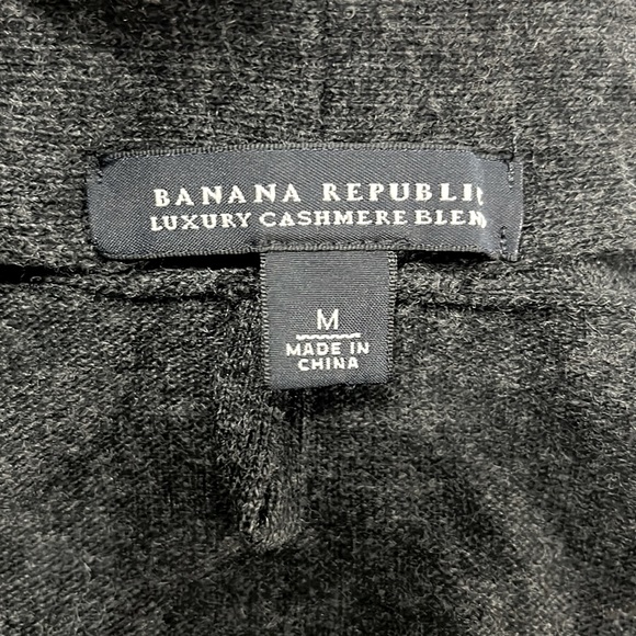 Banana Republic Wrap-Front Sweater, Black, Medium - Picture 9 of 10